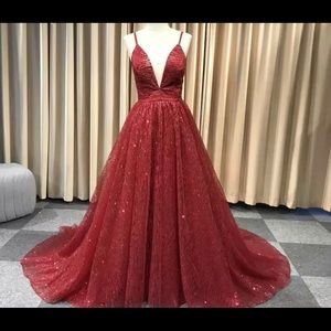 Prom/special occasion dress! Only used once, In great condition.